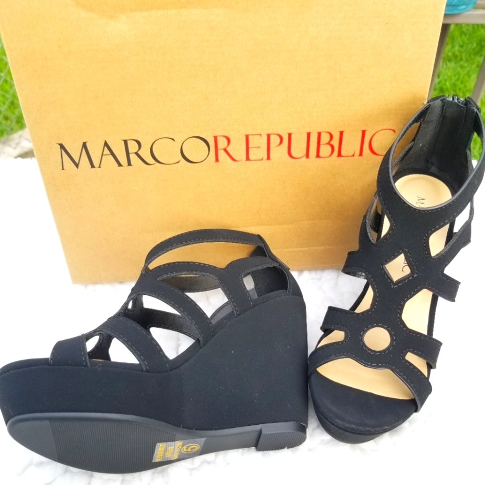 NIB Marco Republic Peru Womans Sexy Black Wedges  Sz.5